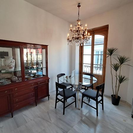Apartamentos Almirante Hoyos Sevilla Kültér fotó