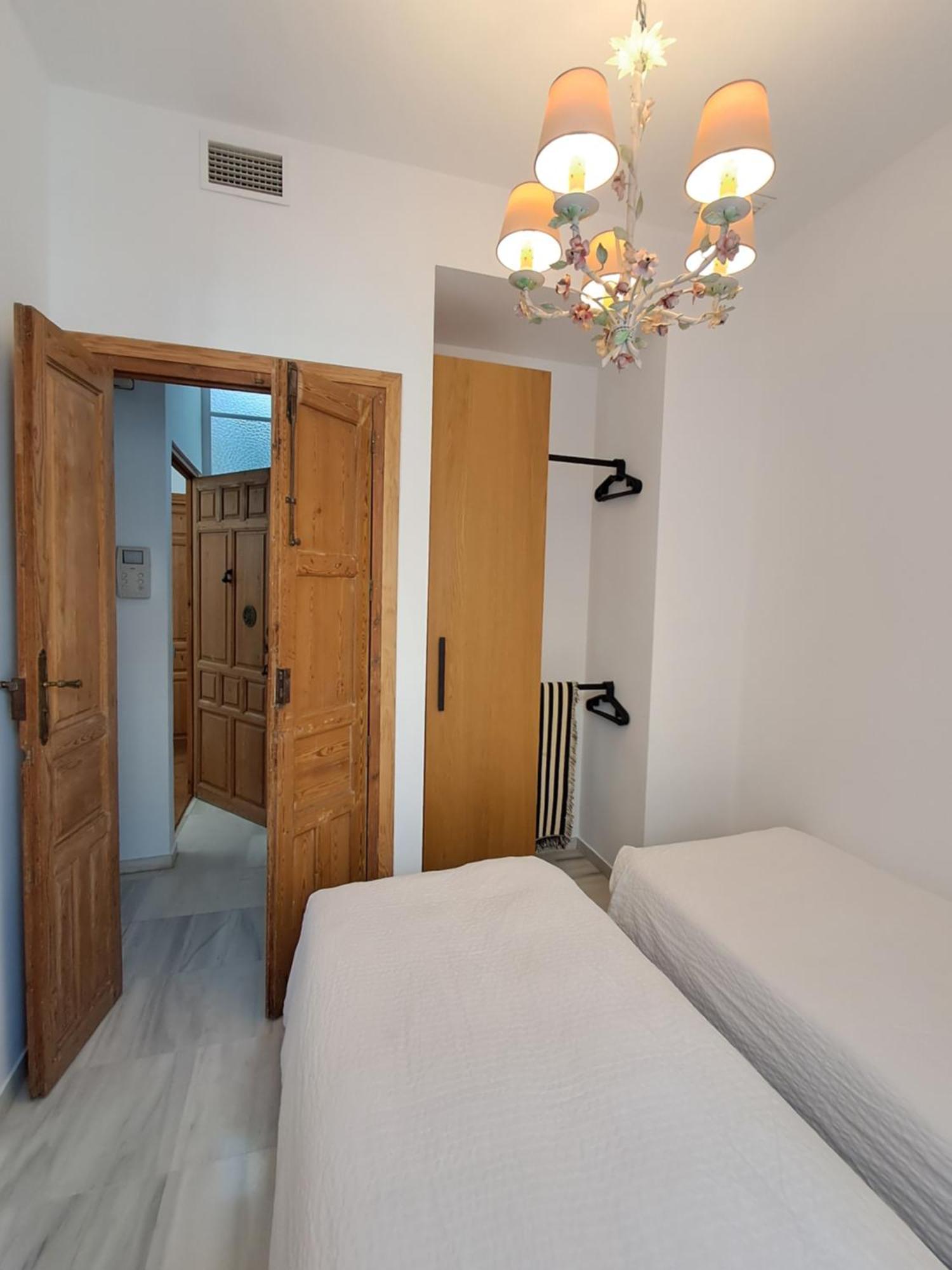 Apartamentos Almirante Hoyos Sevilla Kültér fotó
